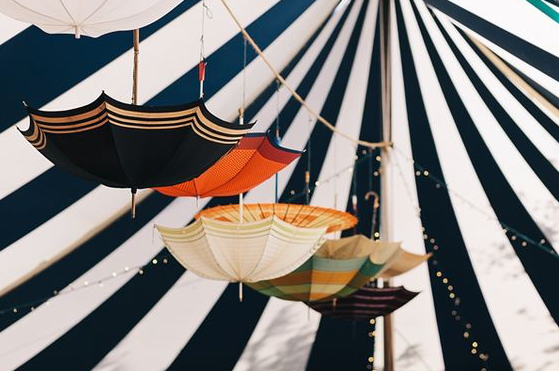 wedding-umbrella-decorations