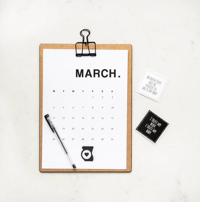 a calendar note with March on display